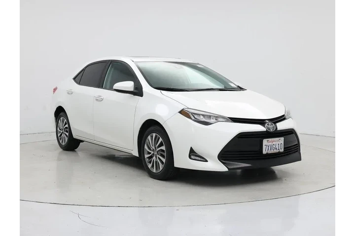 $16998 : Toyota Corolla 2017 XLE 4dr image 1