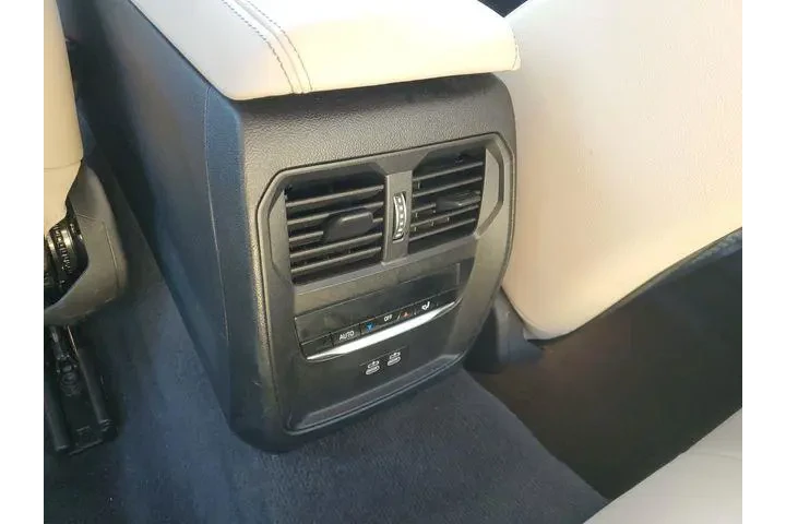 $24894 : BMW 4 Series 2022 430i 2dr C image 10