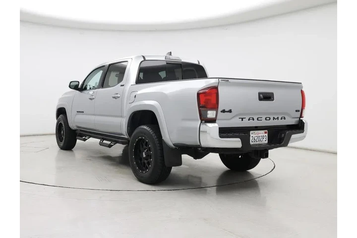 $34998 : Toyota Tacoma 2022 4x4 SR5 V image 2