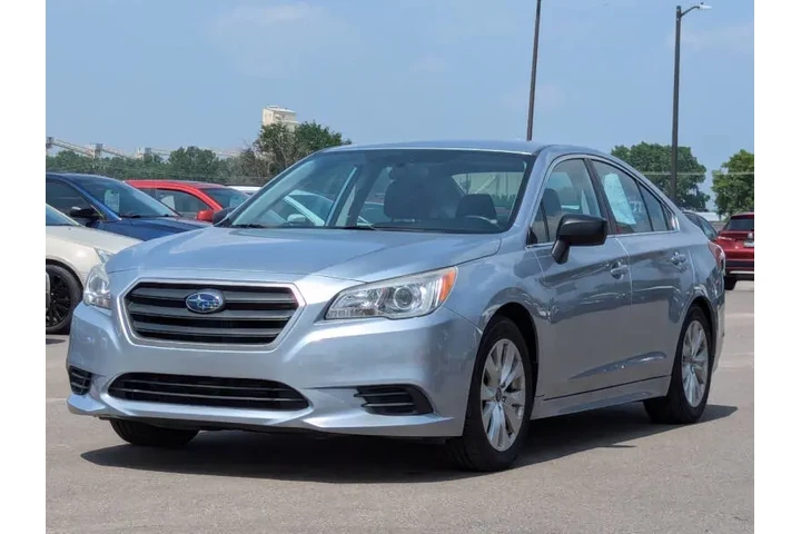 $13985 : 2017 Legacy 2.5i image 5
