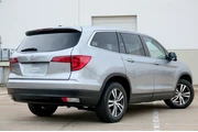 $14490 : 2016 Pilot EX-L thumbnail