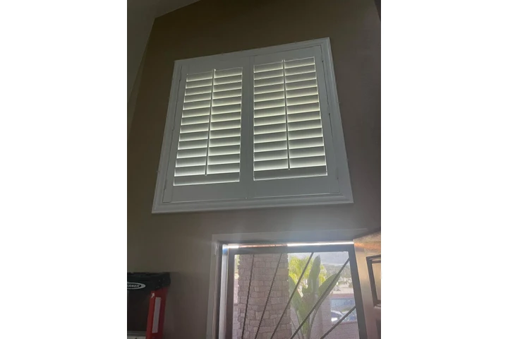 Instalación Shutters y Blinds image 5