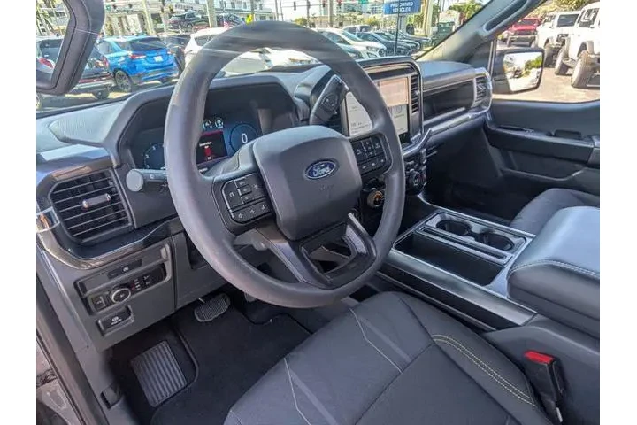 $39997 : Ford F-150 2025 4x2 STX 4dr image 10
