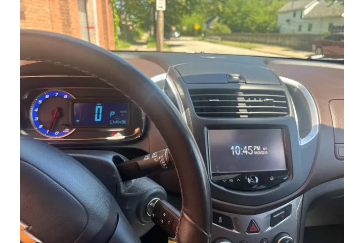$7000 : 2015 Trax LTZ image 5