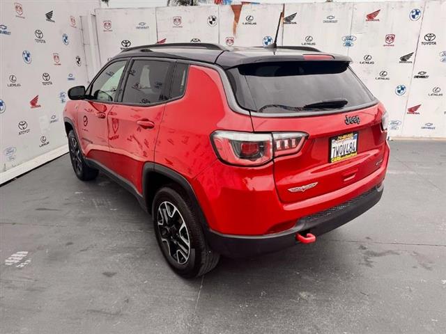 $16995 : Used 2019 Compass Trailhawk 4 image 5