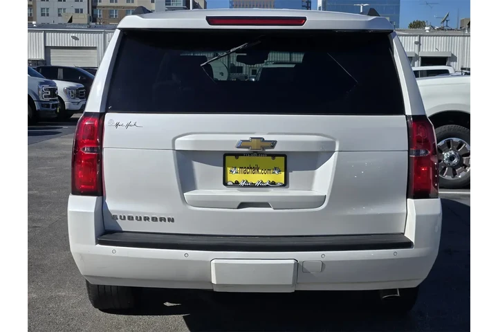 $12991 : Chevrolet Suburban 2016 4x2 image 6