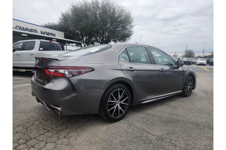 $20995 : Toyota Camry 2022 AWD SE 4dr image 3