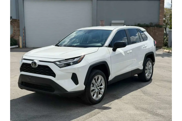 $28900 : TOYOTA RAV4 LE🚘 image 1