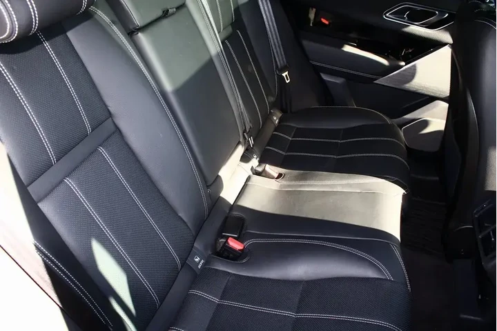 $28150 : Land Rover Range Rover Velar image 9