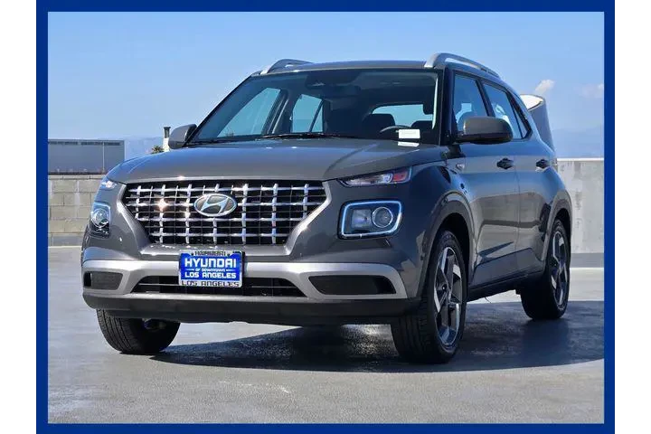 $24638 : Hyundai VENUE 2024 SEL 4dr C image 7