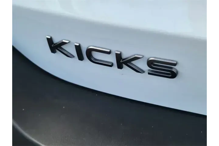 $24791 : Nissan Kicks 2026 SV 4dr Cro image 5