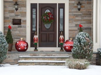 Cómo decorar una puerta de Navidad