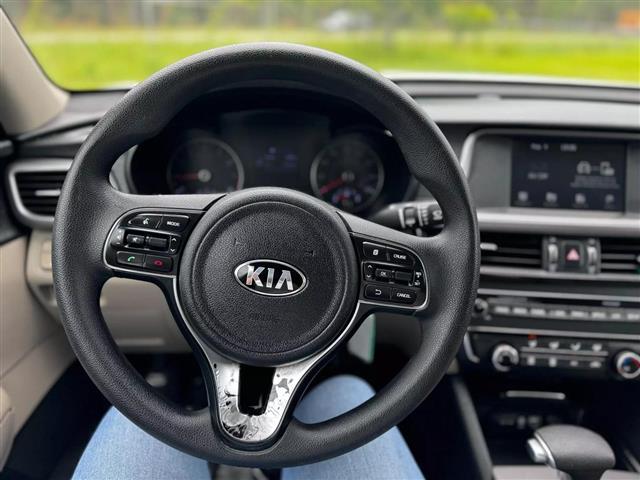 $14990 : 2018 KIA OPTIMA image 8