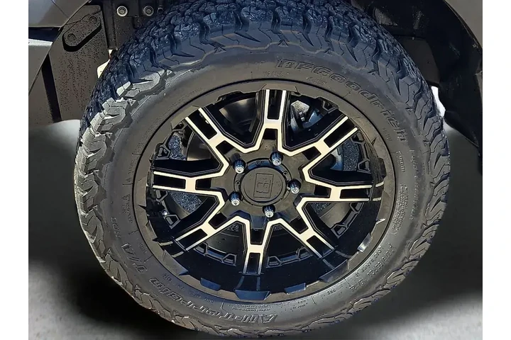 $28995 : Ram 1500 2017 4x4 Rebel 4dr image 9