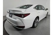 $36992 : Lexus ES 300h 2023 Luxury 4d thumbnail