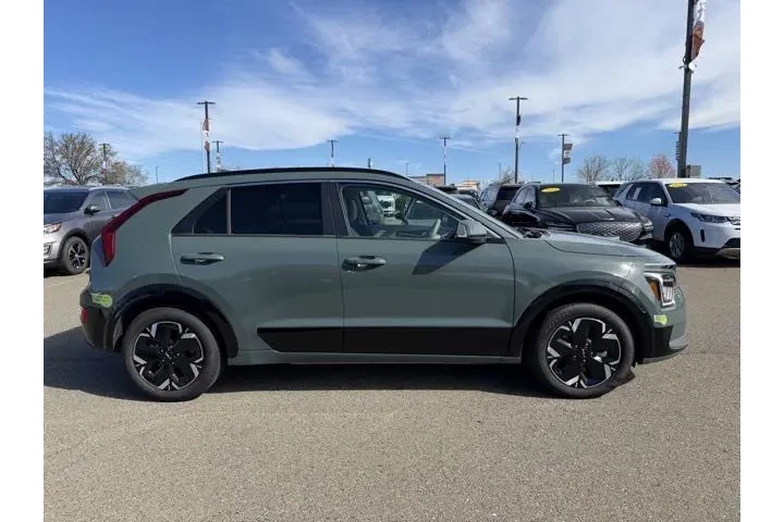 $17992 : Kia Niro EV 2023 Wind 4dr Cr image 8