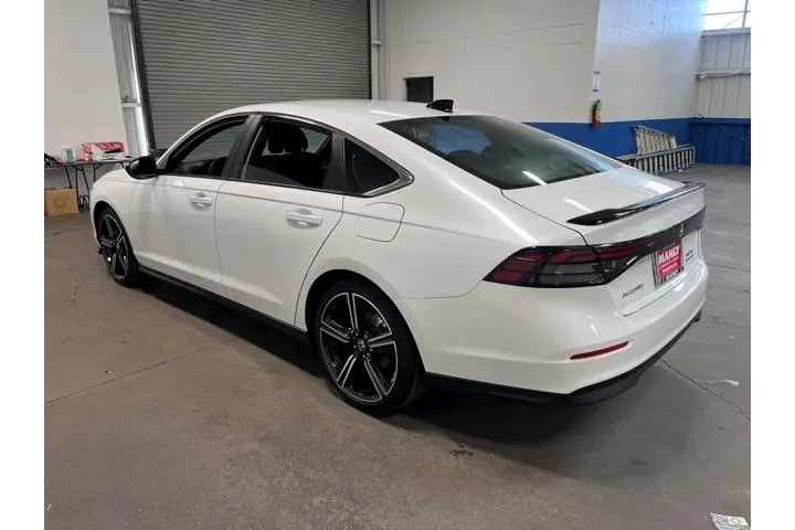 $31878 : Honda Accord Hybrid 2025 Spo image 5