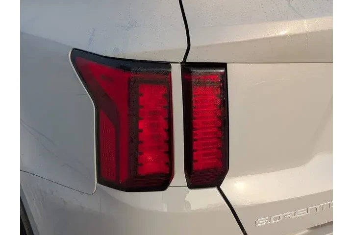 $29999 : Kia Sorento 2023 EX 4dr SUV image 10