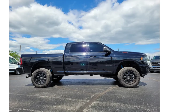 $39989 : Ram 2500 2022 4x4 Big Horn 4 image 2