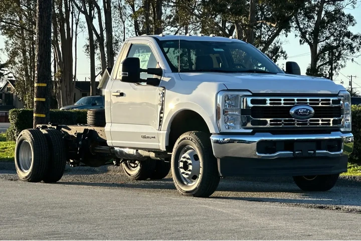 Ford F-350 Super Duty 2024 4 image 7