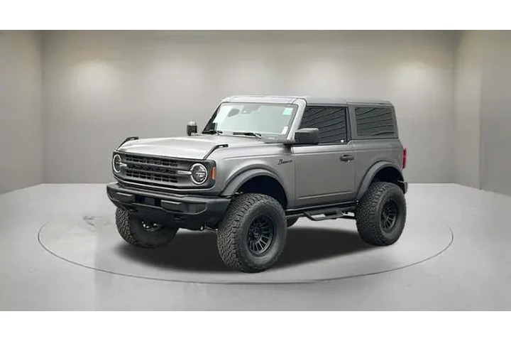 $39788 : Ford Bronco 2023 4x4 Base 2d image 2