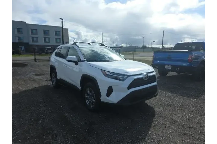 $37900 : Toyota RAV4 2025 XLE 4dr SUV image 1