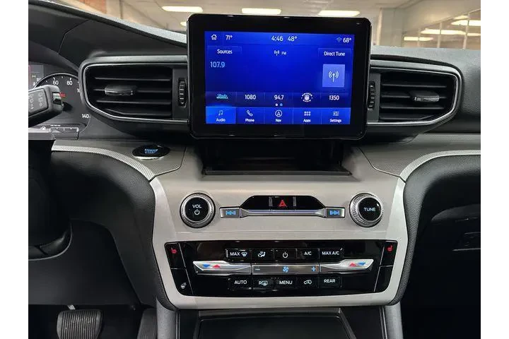 $29999 : Ford Explorer 2023 AWD XLT 4 image 8