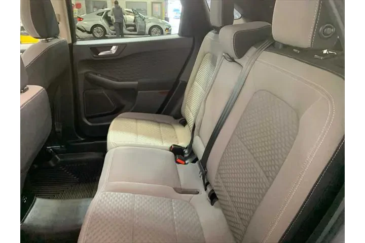 $14489 : Ford Escape 2020 AWD SE 4dr image 5