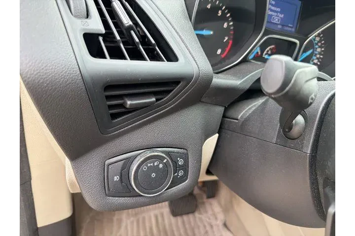 $9992 : Ford Escape 2013 SE 4dr SUV image 6