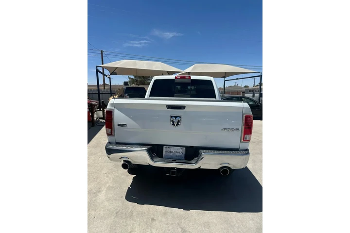 $16995 : 2017 RAM 1500 CREW CAB2017 RA image 6