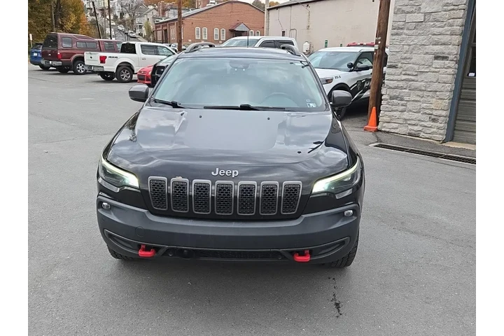 $15990 : Jeep Cherokee 2020 4x4 Trail image 2