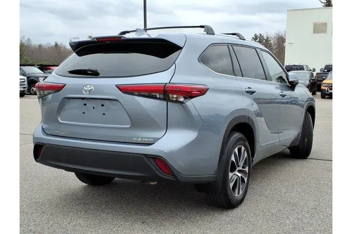 $32887 : Toyota Highlander 2021 AWD X image 3