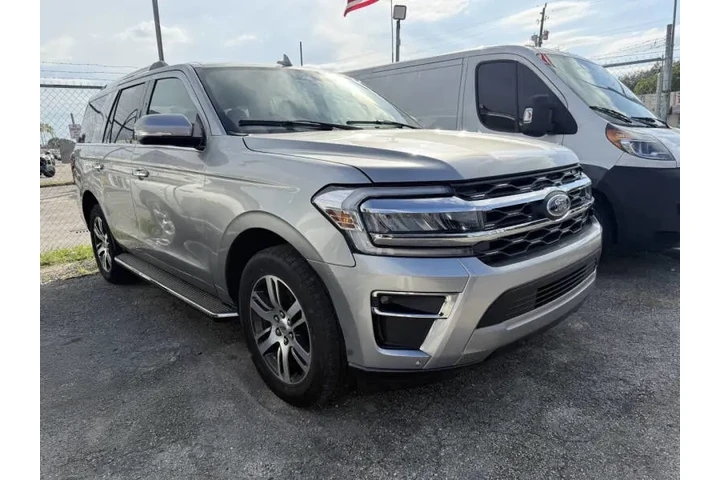 $43450 : 2023 Expedition Limited image 4