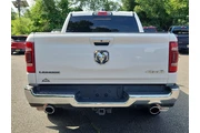 $29898 : Ram 1500 2022 4x4 Laramie 4d thumbnail