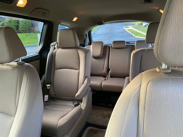 $12000 : 2018 Honda Odyssey EX FWD image 9