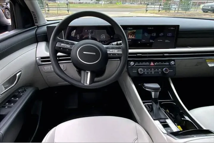 $28777 : Hyundai TUCSON 2026 SE 4dr S image 6