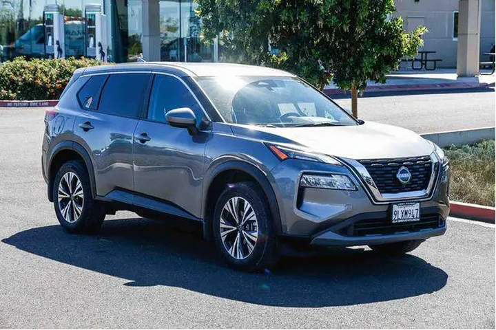 $21991 : Nissan Rogue 2023 SV 4dr Cro image 6