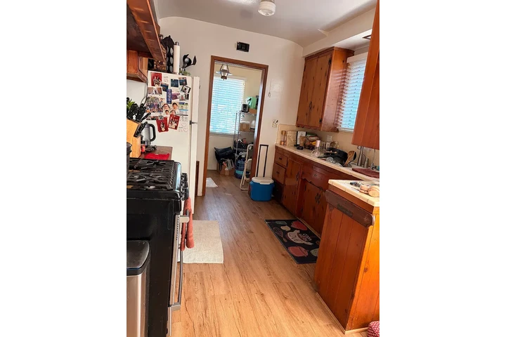 $1400 : North Hollywood 3 - 1.5 Listo image 7