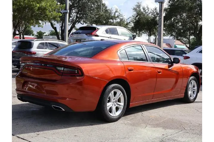 $19490 : Dodge Charger 2022 SXT 4dr S image 7
