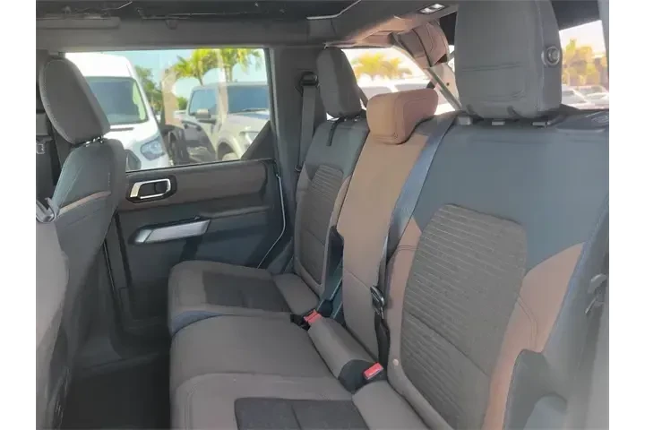 $37991 : Ford Bronco 2023 4x4 Outer B image 8