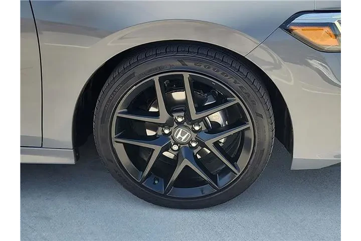 $28055 : Honda Civic 2025 Sport 4dr S image 7