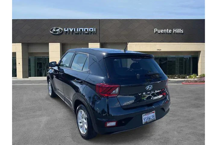 $20736 : Hyundai VENUE 2025 SE 4dr Cr image 4