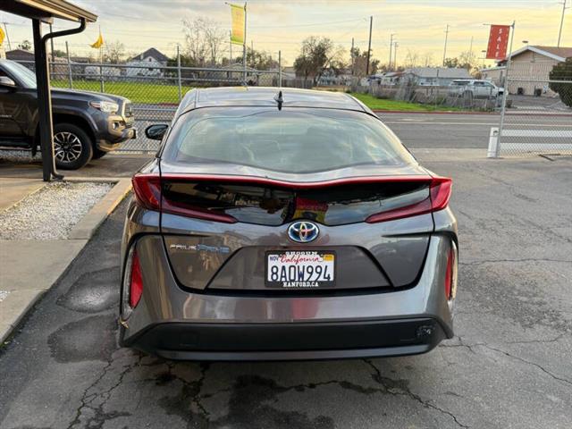 $21995 : 2017 Prius Prime Plus image 5