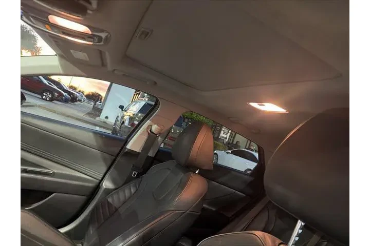 $21391 : Hyundai ELANTRA Hybrid 2022 image 10