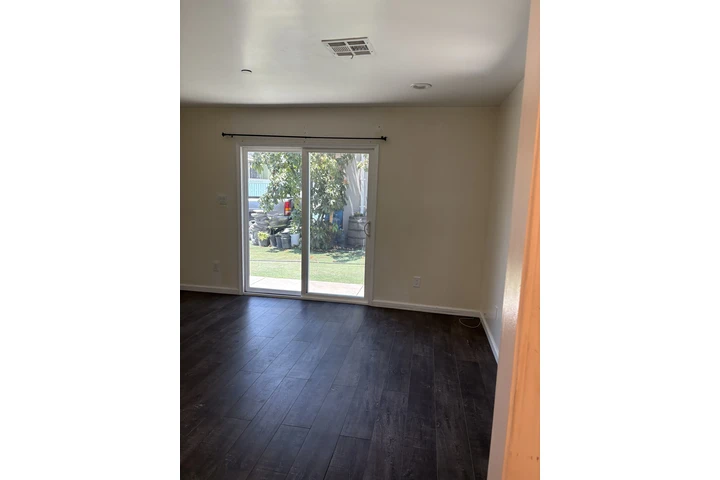 $2300 : Casa de Renta - La Puente image 4