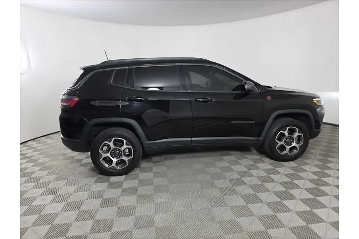 $22132 : Jeep Compass 2022 4x4 Trailh image 9