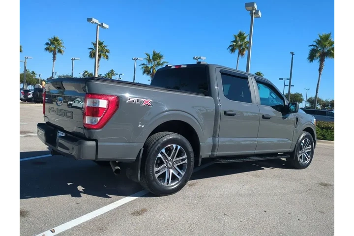 $31974 : Ford F-150 2021 4x2 XL 4dr S image 4