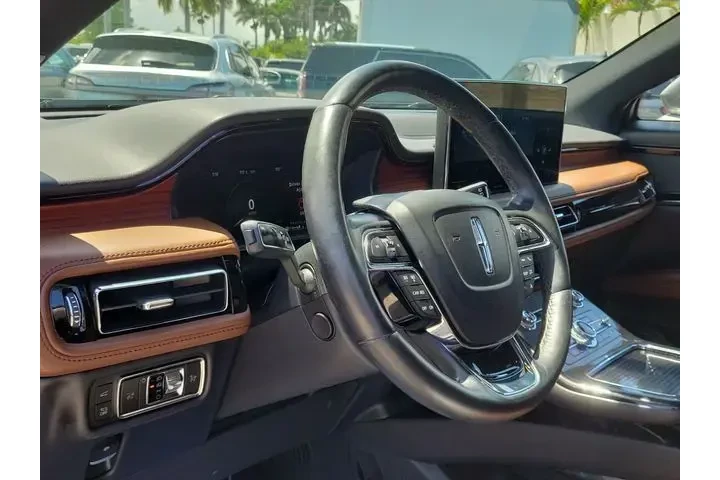 $33990 : Lincoln Nautilus 2023 Reserv image 7
