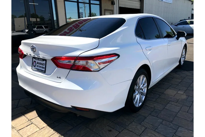 $16210 : 2018 Camry LE image 2