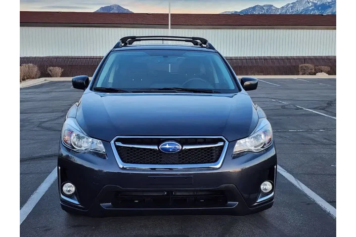 $13800 : 2017 Crosstrek 2.0i Premium image 4